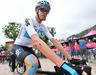 Chris Froome je imel na gorskih etap kar nekaj težav in ni zmogel držati ritma najboljših. Za slabše predstave je kriv tudi padec na treningu v Jeruzalemu, katerega posledice še čuti. Foto: EPA
