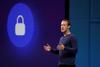 Zuckerberg se mora v zadnjih mesecih soočati s kritikami zaradi uporabe osebnih podatkov, vendar afera ni škodila podjetju, ki kljub temu dosega dobre poslovne rezultate in povečuje število uporabnikov. Foto: Reuters