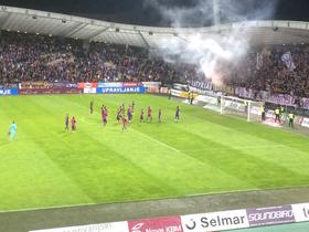 Olimpija v vrhunskem derbiju slavila s 3:2