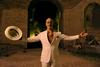 Italijanski filmski režiser Paolo Sorrentino je leta 2014 za film Neskončna lepota prejel oskarja za najboljši tujejezični film. Film bo nocoj na ogled v Slovenski kinoteki. Foto: IMDb
