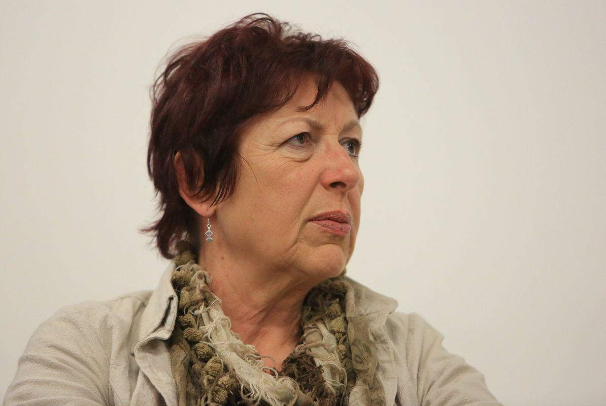 Aksinja Kermauner je dvakrat po osem dni preživela kot slepa in pri tem pridobila dragocene izkušnje. Foto: Goran Rovan