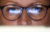 Sodišče je odločilo, da je treba Facebook obravnavati enako kot pisma in dnevnike, ki jih po smrti osebe dedujejo svojci. Foto: Reuters