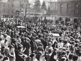 Spomini na leto 1968: Človek je mnogo več kot samo privesek ekonomije