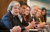 Premierka Theresa May je glasovanje o dopolnilih preživela brez večjega poraza, saj je spodnji dom parlamenta zavrnil dopolnila lordske zbornice. Foto: Reuters