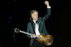 Paul McCartney je zagotovo eden najslavnejših glasbenikov, ki je do zdaj izključno za YouTube izvedel koncert v živo. Foto: Reuters