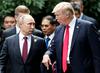 Vladimir Putin in Donald Trump sta se nazadnje srečala na vrhu Azijsko-tihomorskega gospodarskega sodelovanja (APEC) v Vietnamu, zdaj pa se bosta prvič srečala na uradnem predsedniškem vrhu. Foto: Reuters