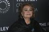 V seriji The Connors se vračajo vsi (ostali) protagonisti – Laurie Metcalf, John Goodman, Sara Gilbert, Lecy Goranson in Michael Fishman – Roseanne pa z nadaljevanko ne bo imela niti avtorskih niti finančnih vezi. Foto: AP