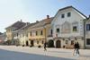 Radovljica je bila naseljena že v rimskih časih, precej več ostankov in stavb pa izhaja iz srednjeveškega časa. Foto: zgodovinska-mesta.si