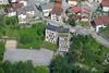 V Tolminu je naprodaj leta 2011 zgrajena večstanovanjska zgradba.