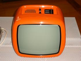 Iščemo: Imate še danes doma kultni televizijski sprejemnik minirama?