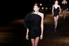 Med manekenkami je tudi veliko mladoletnic. Kaia Gerber, hči svetovno znane nekdanje manekenke Cindy Crawford, je svojo kariero začela že pri 10 letih. Foto: Reuters