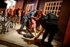 Brazilska policija je v operaciji Cronos zaradi nasilja nad ženskami aretirala 157 moških. (Fotografija je simbolična.) Foto: Reuters