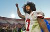 Colin Kaepernick velja za enega boljših podajalcev, a je zaradi svojega aktivizma že drugo leto na hladnem. Foto: Reuters