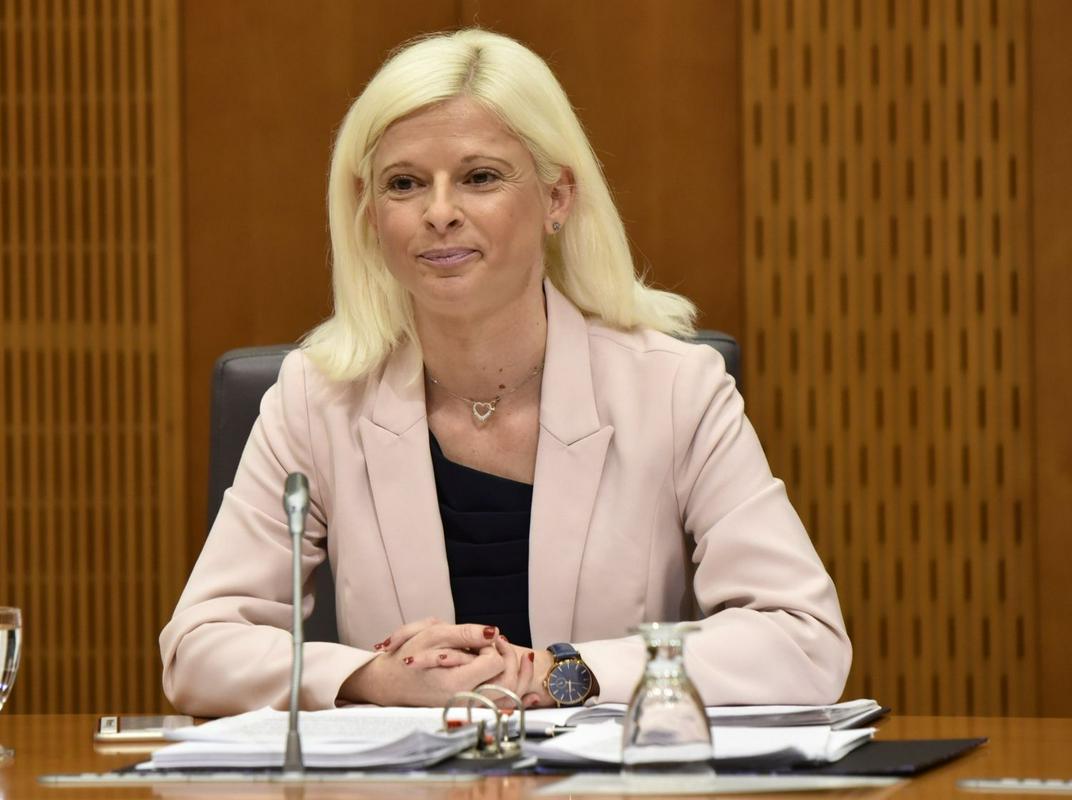 Ksenija Klampfer je Počivalšku pismo poslala v nedeljo, hkrati ga je posredovala tudi medijem. Za izstop se je odločila zaradi nezadovoljstva in nestrinjanja z vodenjem stranke.. Foto: BoBo Ksenija Klampfer je Počivalšku pismo poslala v nedeljo, hkrati ga je posredovala tudi medijem. Za izstop se je odločila zaradi nezadovoljstva in nestrinjanja z vodenjem stranke.. Foto: BoBo