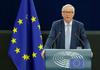 Predsednik Evropske komisije Jean Claude Juncker v približno enournem govoru ni povedal nič bistveno novega in ni bil navdihujoč. Juncker je skakal z ene teme na drugo brez prave rdeče niti, veliko je bilo ponavljanja sporočil od lani. V oceni stanja EU je izpostavil, da je gospodarski položaj Evrope deset let po padcu ameriške investicijske banke Lehman Brothers, ki je sprožila svetovno finančno krizo, precej boljši in pohvalil herkulski trud Grkov. Foto: Reuters