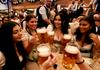 Lani je Oktoberfest obiskalo več kot šest milijonov obiskovalcev, tudi letos računajo na naval. Foto: Reuters