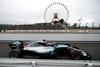 Lewis Hamilton je potrdil izjemno formo srebrnih puščic, ki so na zadnjih 5 dirkah bile premočne za vso konkurenco, saj sta Hamilton in Bottas dobila vse kvalifikacije, monotonost pa je v Belgiji z zmago razbil le Vettel. Foto: Reuters