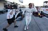 Lewis Hamilton je bil ta konec tedna v Suzuki nepremagljiv. Do konca so še štiri dirke, Hamilton pa ima kar 67 točk prednosti pred Vettlom. Foto: Reuters