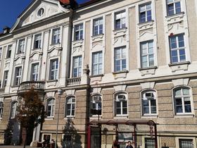 Svetniki sprejeli podražitev javnih storitev