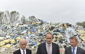 Leben: Slovenija se trenutno utaplja v odpadih