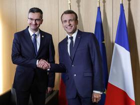 Šarec spricht in Brüssel mit Macron