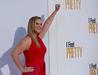 Po Pink in Rihanni je proti Super Bowlu nastopila tudi igralka in komedijantka Amy Schumer. Foto: Reuters