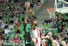 Petrol Olimpija je bila kos Crveni zvezdi le prvi polčas, na koncu so Beograjčani slavili s 60:83. Foto: www.alesfevzer.com