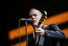 Bryan Adams je v Stožicah nastopil drugič. Še pred tem je dvakrat razprodal dvorano Tivoli, prvič pa je Slovenijo obiskal leta 1996, ko je igral v Kopru. Foto: Darja Štravs Tisu