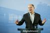 Nemški finančni minister Scholz za kompenzacijo predlaga, da bi Francija dobila stalnega veleposlanika EU-ja. Foto: Reuters