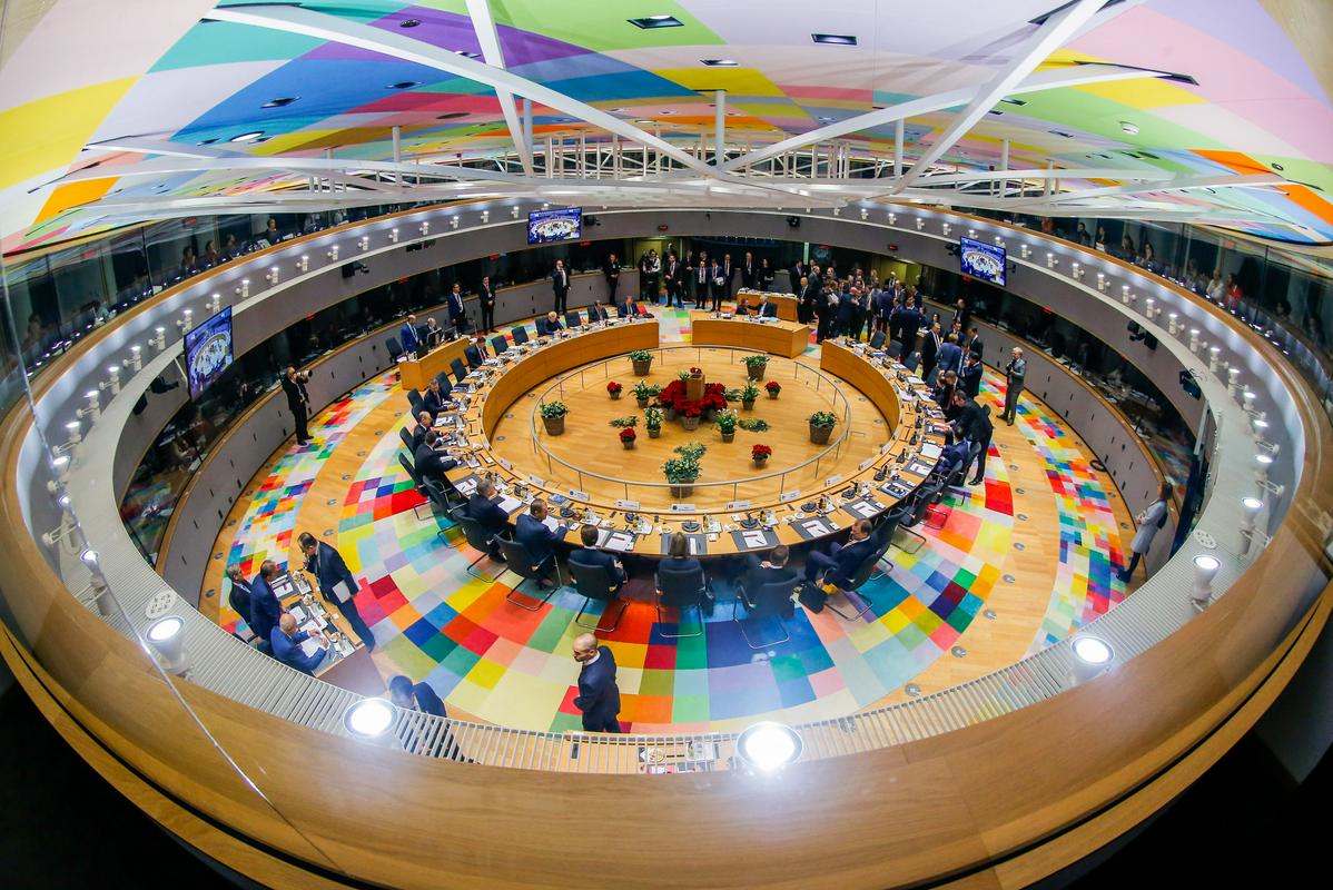 Voditelji na tokratnem vrhu niso dosegli preboja. Foto: Reuters Voditelji na tokratnem vrhu niso dosegli preboja. Foto: Reuters
