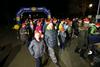 Kot so sporočili organizatorji je bilo na letošnjem Dobrodelnem teku in pohodu Božičkov zbrano skoraj 3.700 evrov. Foto: BoBo/Borut Živulović