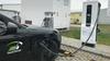 Polnilnice z zmogljivostjo 450 kilovatov bodo omogočala potovanja z električnimi avtomobili brez daljših postankov. Foto: FastCharge
