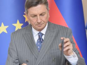 Wahlgesetzänderung: Pahor beginnt Gespräche