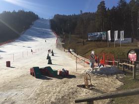 Smučišča in terme v času počitnic dobro obiskana