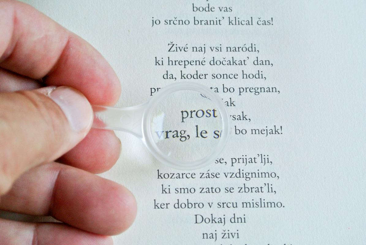 Poezija ima svojo magično moč. Foto: BoBo Poezija ima svojo magično moč. Foto: BoBo