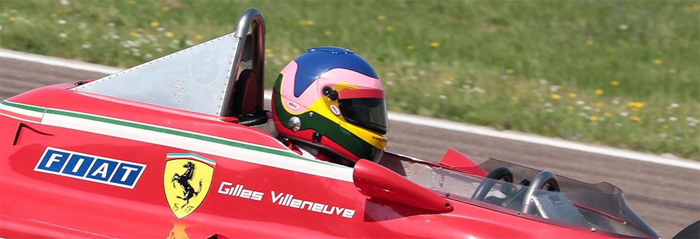 8. maja 2012 je Villeneuve takole prvič sedel v Ferrarijev dirkalnik pokojnega očeta v Fiorianu. Foto: EPA 8. maja 2012 je Villeneuve takole prvič sedel v Ferrarijev dirkalnik pokojnega očeta v Fiorianu. Foto: EPA