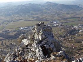 Planinsko društvo Vipava v stenah gradiške Ture uredilo novo, Otmarjevo pot