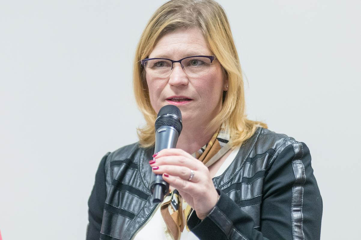 Viktorija Osolnik Kunc je zastopala sodne tolmače. Foto: Matija Brumen Viktorija Osolnik Kunc je zastopala sodne tolmače. Foto: Matija Brumen