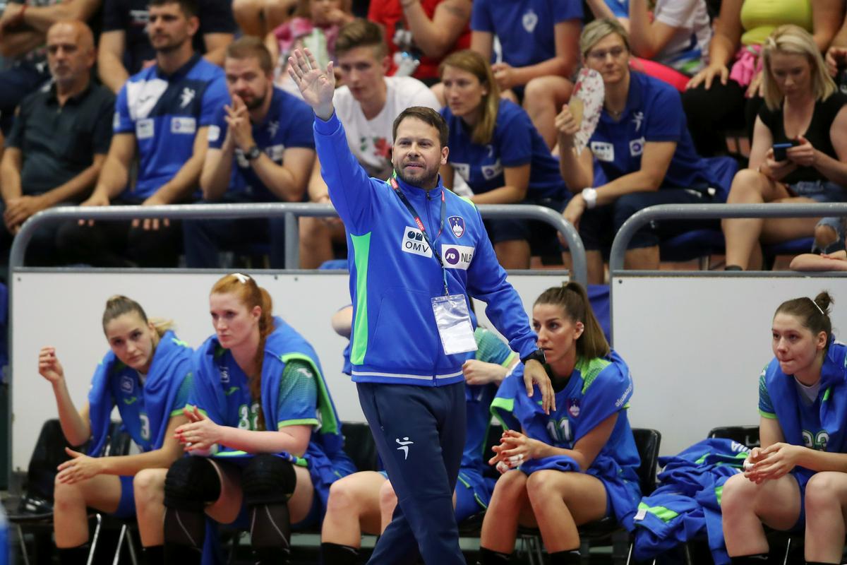 Slovenkam se ni izšlo. Foto: www.alesfevzer.com Slovenkam se ni izšlo. Foto: www.alesfevzer.com