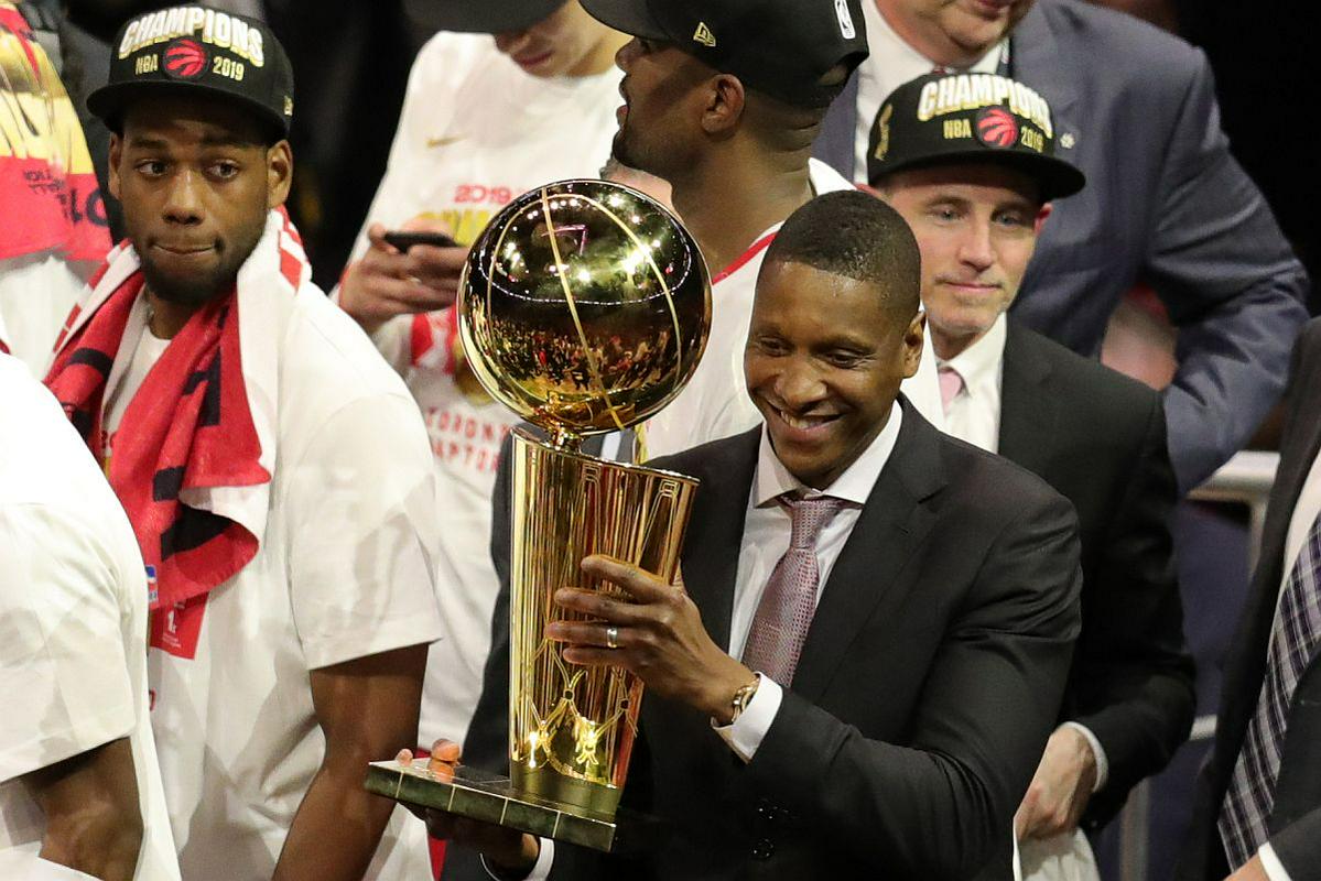 Masai Ujiri je glavni arhitekt Torontove zgodbe. Nigerijec je postal vroče ime, saj si ga želi marsikateri klub. Vodstvo Washingtona mu že ponuja 10 milijonov dolarjev na sezono. Foto: Reuters Masai Ujiri je glavni arhitekt Torontove zgodbe. Nigerijec je postal vroče ime, saj si ga želi marsikateri klub. Vodstvo Washingtona mu že ponuja 10 milijonov dolarjev na sezono. Foto: Reuters