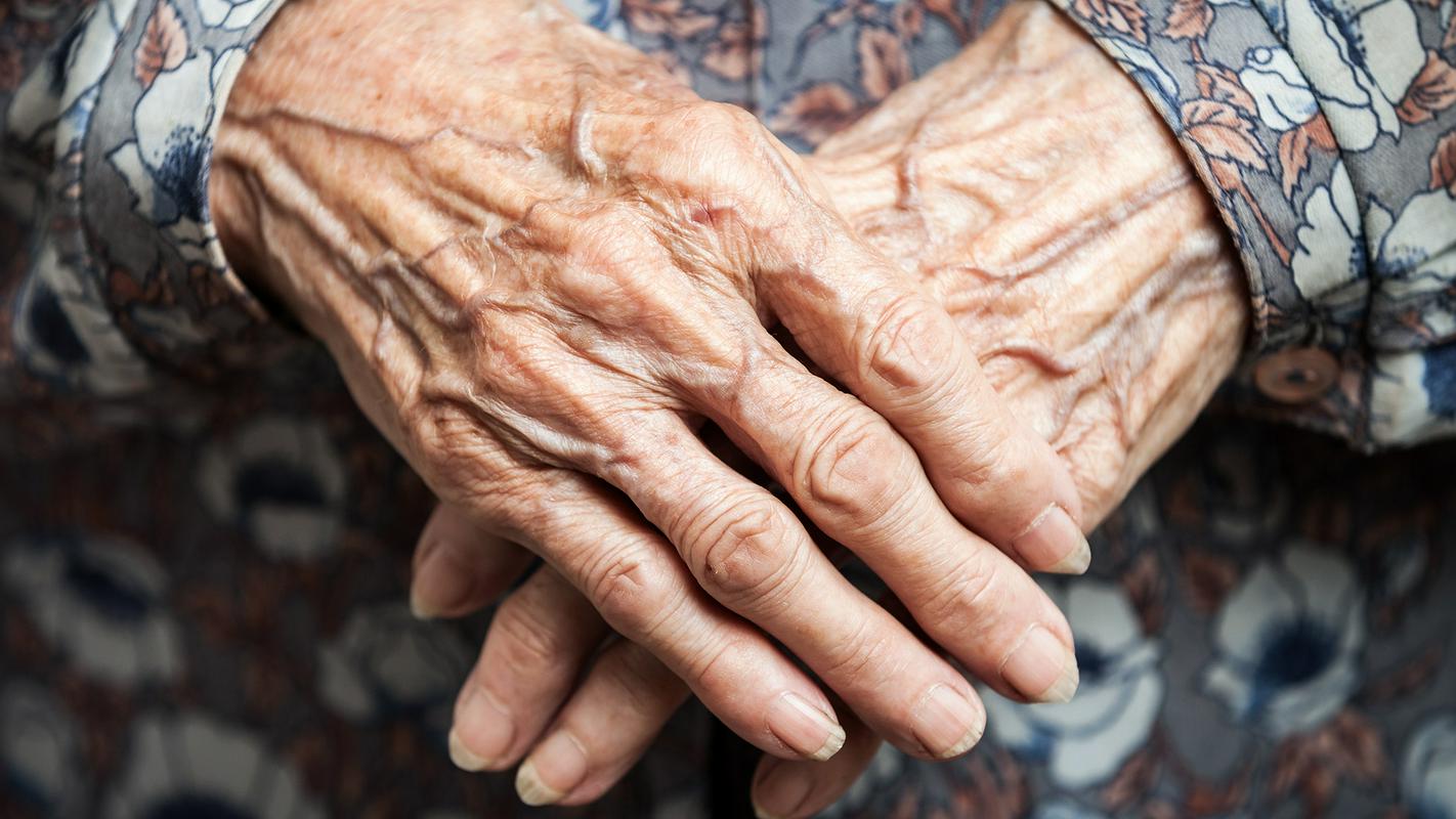 Če zahtevam ne bo ugodeno, se bo skupnost socialnih zavodov umaknila iz vseh delovnih skupin na tem področju, so sporočili. Foto: Shutterstock Če zahtevam ne bo ugodeno, se bo skupnost socialnih zavodov umaknila iz vseh delovnih skupin na tem področju, so sporočili. Foto: Shutterstock