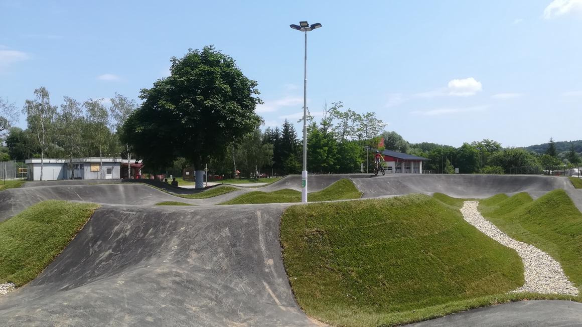 V Sladkem Vrhu so letos odprli Pumptrack oz. grbinasti poligon, za to jesen pa v občini Šentilj načrtujejo tudi druge investicije. Foto: Radio Maribor