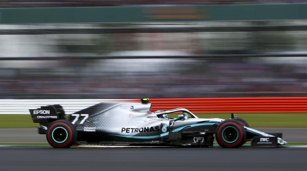 Valtteri Bottas je v boju z moštvenim kolegom znova potegnil krajšo. Foto: EPA Valtteri Bottas je v boju z moštvenim kolegom znova potegnil krajšo. Foto: EPA