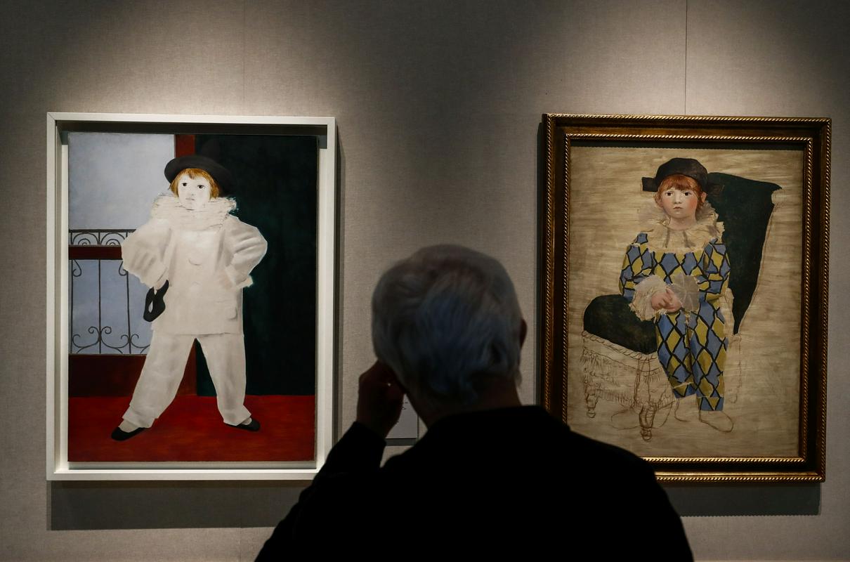 Pablo Picasso, Paulo kot Harlekin in Paulo kot Pierrot. Foto: EPA Pablo Picasso, Paulo kot Harlekin in Paulo kot Pierrot. Foto: EPA