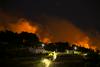 Požar se je približal vasi Valleseco. Foto: Reuters
