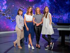Ustvarjalke redne tedenske izobraževalne oddaje Ugriznimo znanost. Foto: arhiv Izobraževalnega programa TV Slovenija