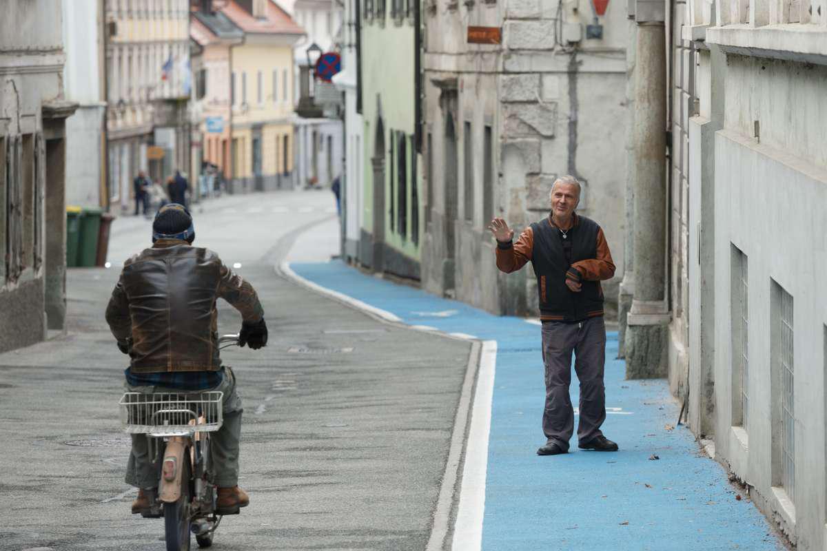Festival odpira svetovna premiera filma Jaz sem Frenk v režiji Metoda Pevca, v katerem so socialistične vrednote soočene s kapitalističnimi. Foto: Marko Brdar Festival odpira svetovna premiera filma Jaz sem Frenk v režiji Metoda Pevca, v katerem so socialistične vrednote soočene s kapitalističnimi. Foto: Marko Brdar
