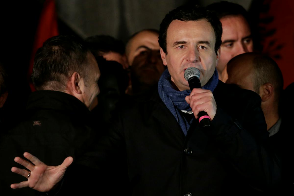 Albin Kurti je kljub tesnemu izidu že razglasil zmago. Foto: Reuters Albin Kurti je kljub tesnemu izidu že razglasil zmago. Foto: Reuters