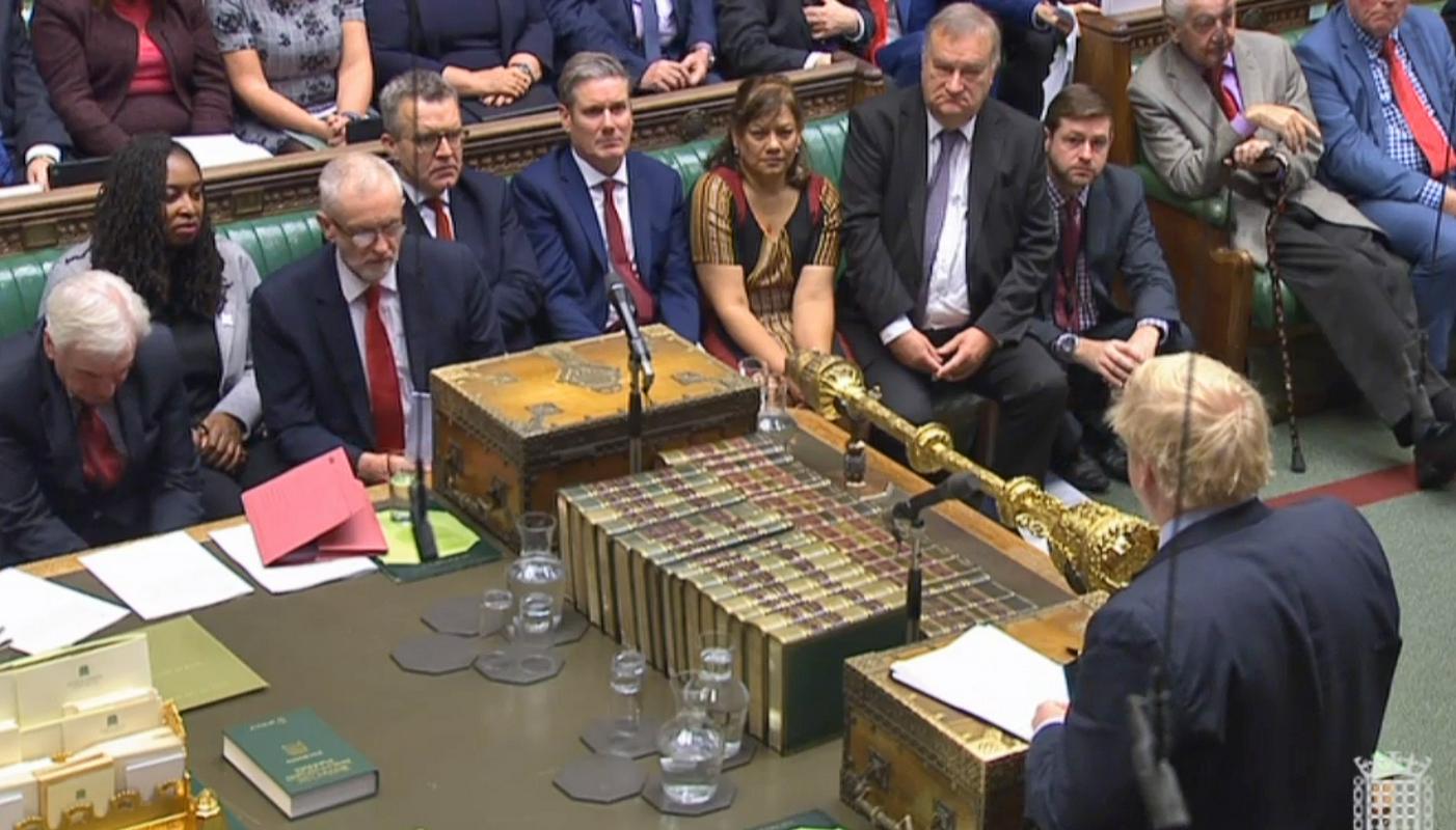 Johnson in Corbyn tudi po srečanju ostaja na različnih bregovih. Foto: EPA Johnson in Corbyn tudi po srečanju ostaja na različnih bregovih. Foto: EPA