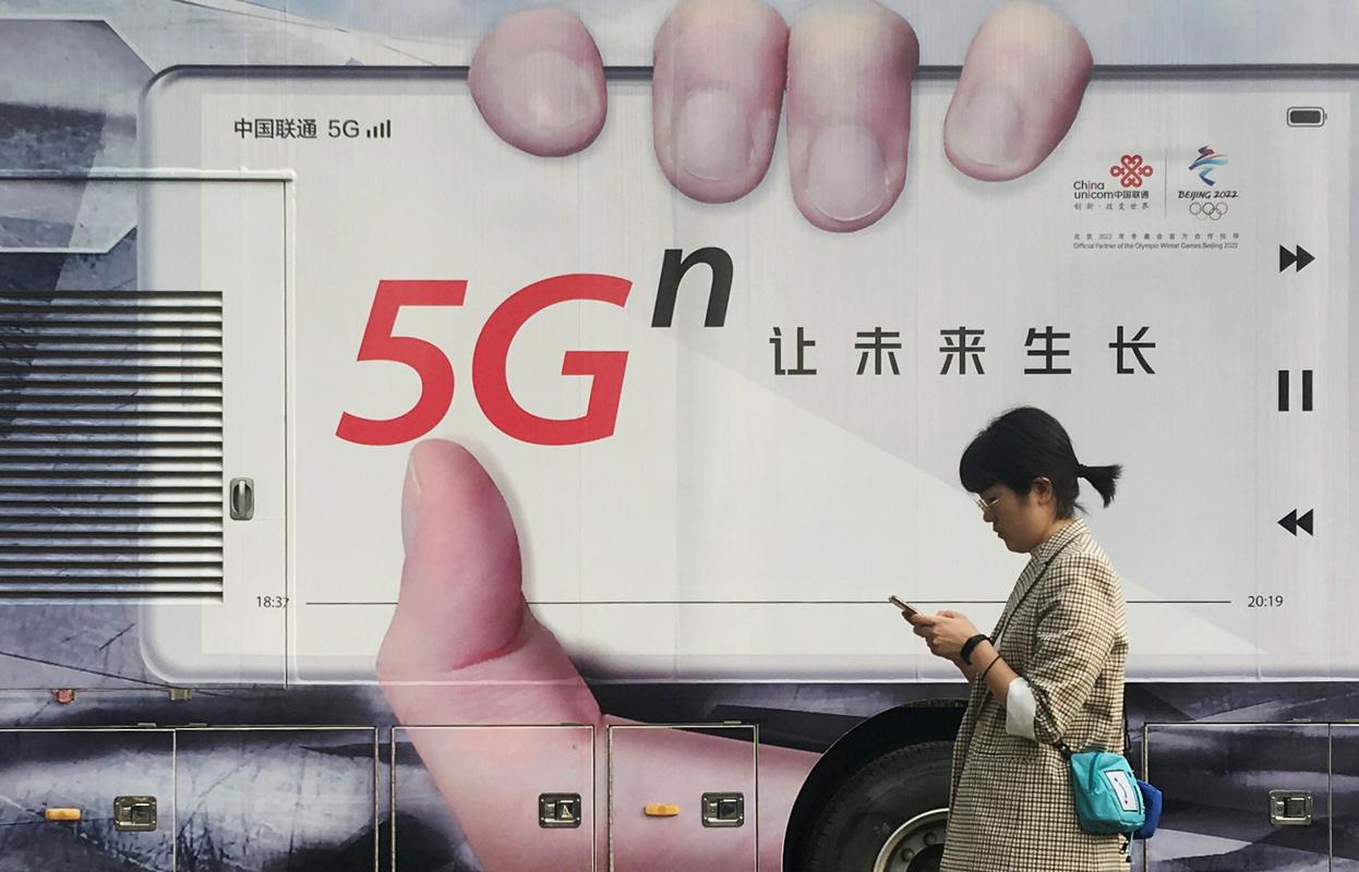 Uporabnikov omrežja 5G v Južni Koreji in ZDA bo neprimerno manj kot na Kitajskem. Foto: Reuters Uporabnikov omrežja 5G v Južni Koreji in ZDA bo neprimerno manj kot na Kitajskem. Foto: Reuters